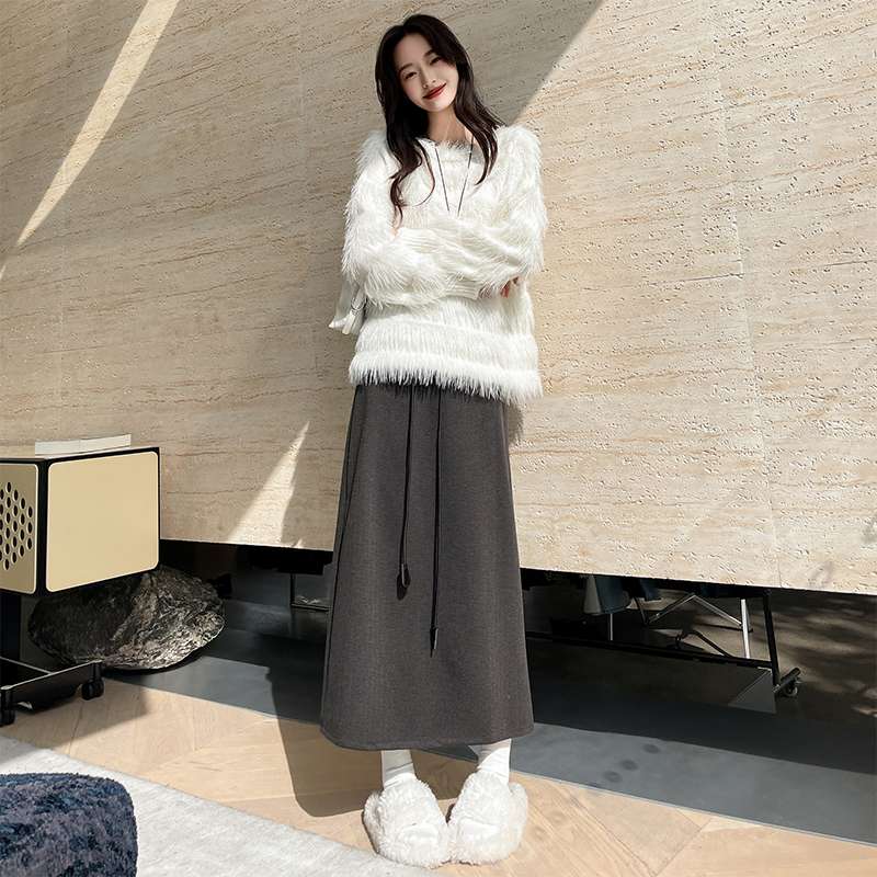https://fulmo-img-server.com/long-grace/2c74c173e67e42db80869f466f954840.jepg