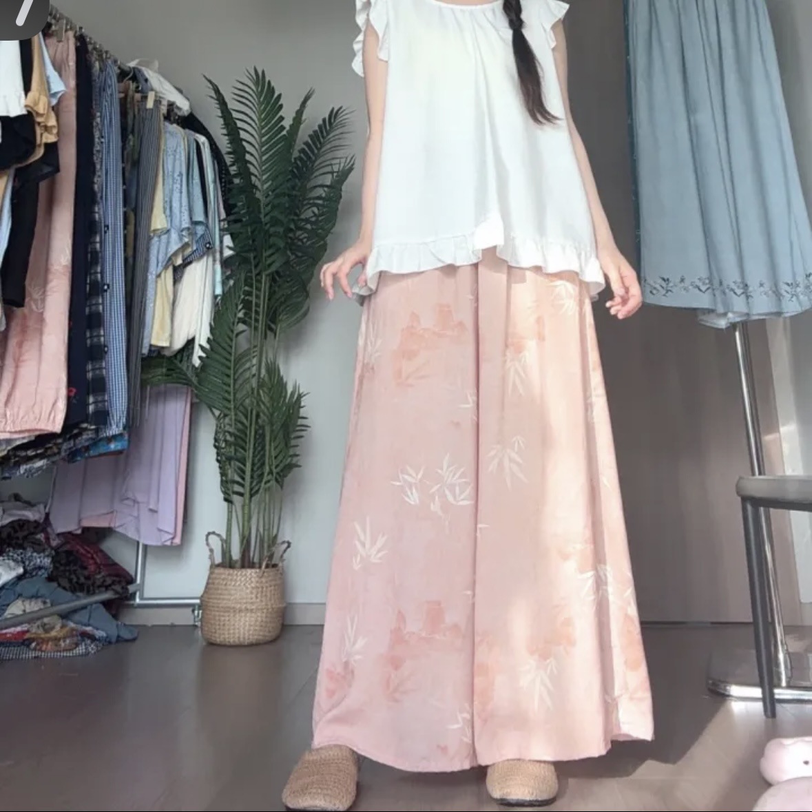 ロングスカート リボン模様のふんわりマキシスカート