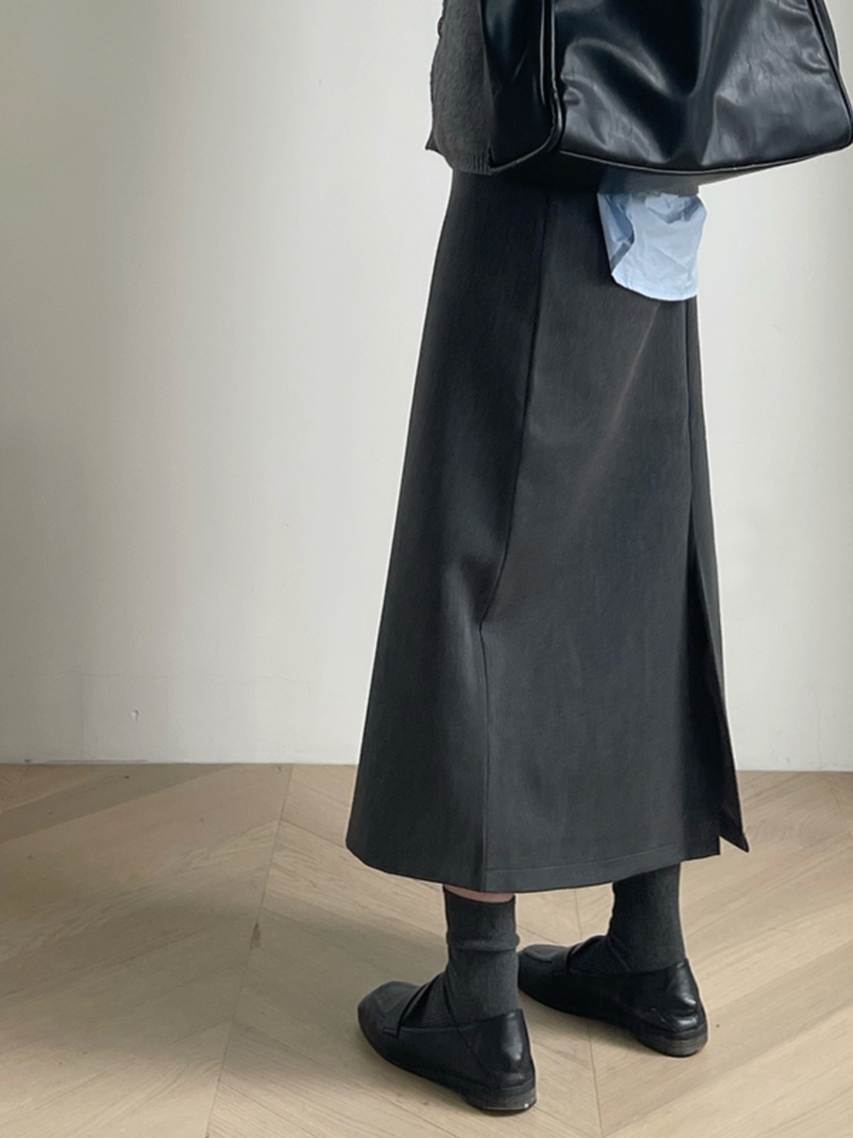 すっきりシルエットロングスカート