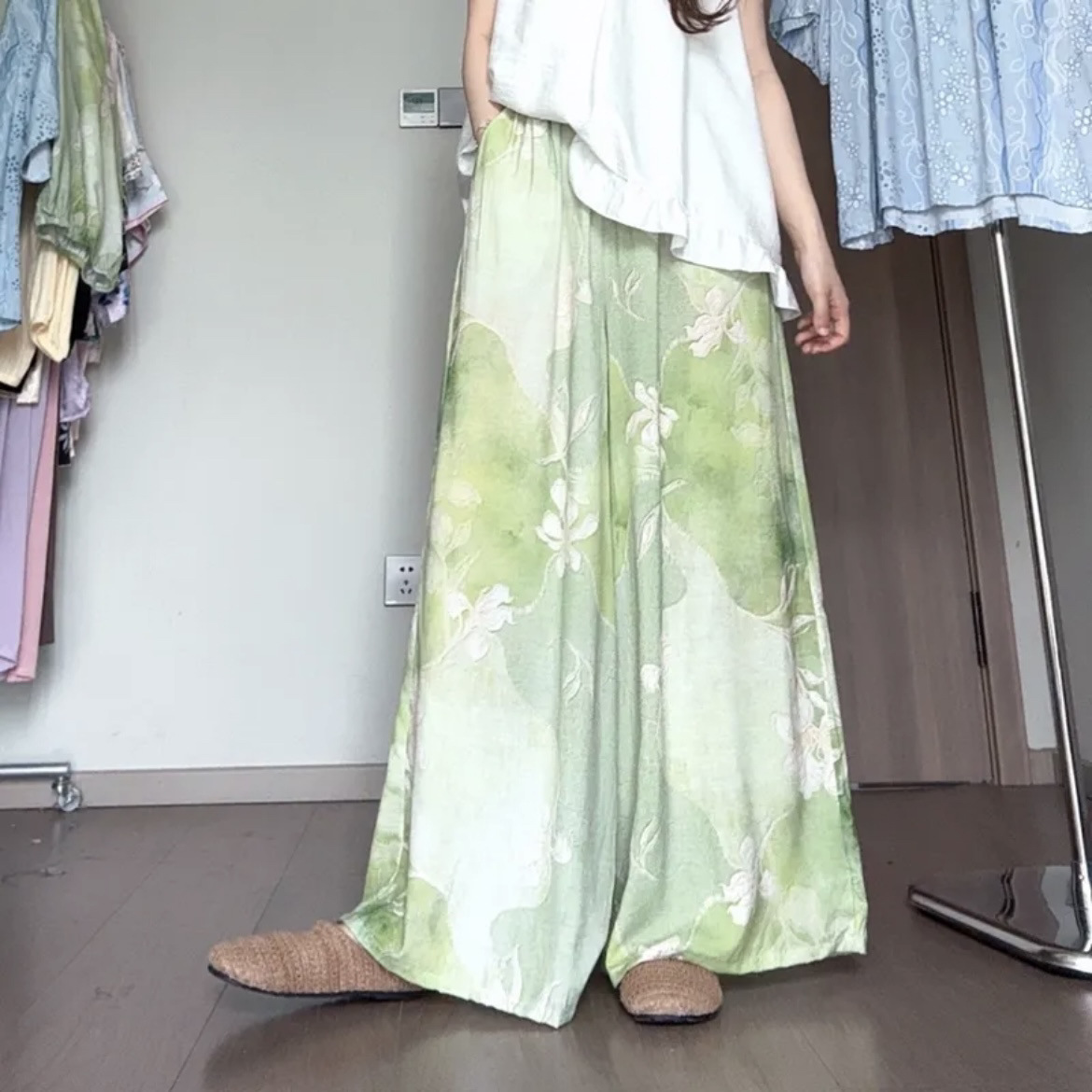 ロングスカート リボン模様のふんわりマキシスカート
