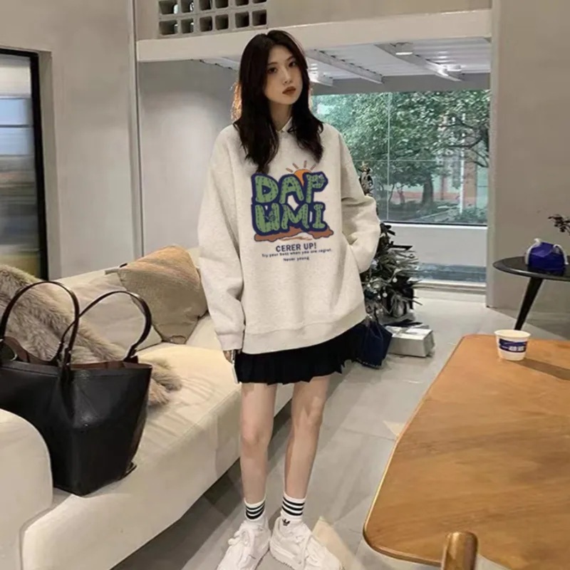 ゆるかわグラフィティ厚手ロンT