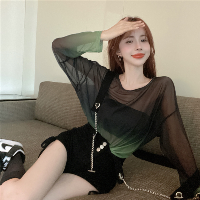 https://fulmo-img-server.com/longt-style/c75df755-ca59-4970-9a10-4add41553054.jpg