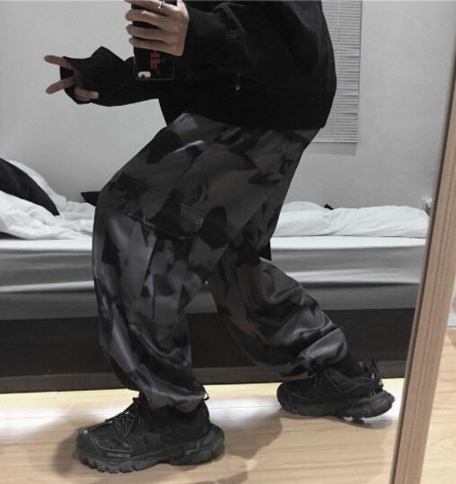  バギーパンツ 牛柄スウェットワイドパンツ絞り染風カジュアルボトムス