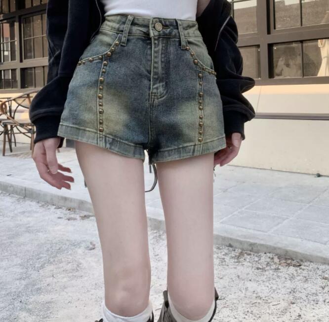  バギーパンツ ハイウェストデニムショートパンツ スタッズ装飾