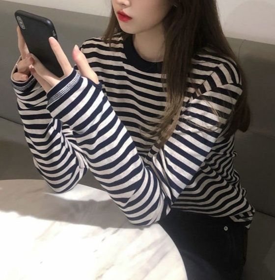 オーバーサイズTシャツ ボーダー柄 長袖ゆったり 丸首カットソー レディース