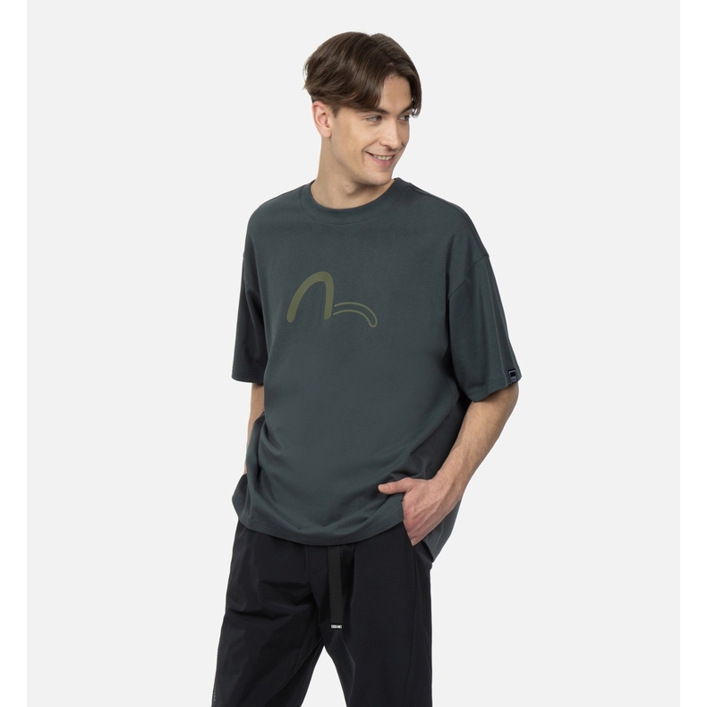 オーバーサイズTシャツ 波形ロゴ 落ち着きのあるゆとりシャツ