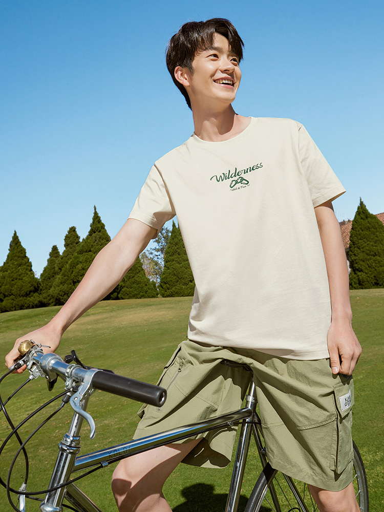 オーバーサイズTシャツ 大自然ロゴ入りゆったり半袖