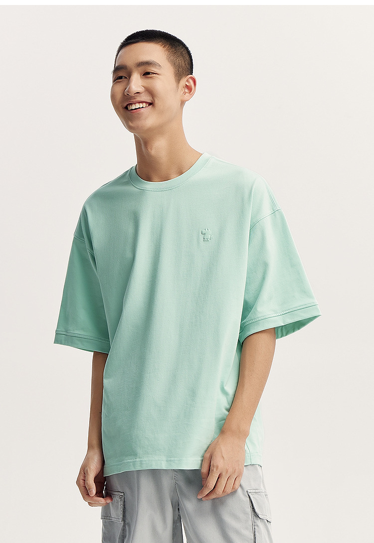 オーバーサイズTシャツ シンプル刺繍入りゆったり半袖カットソー