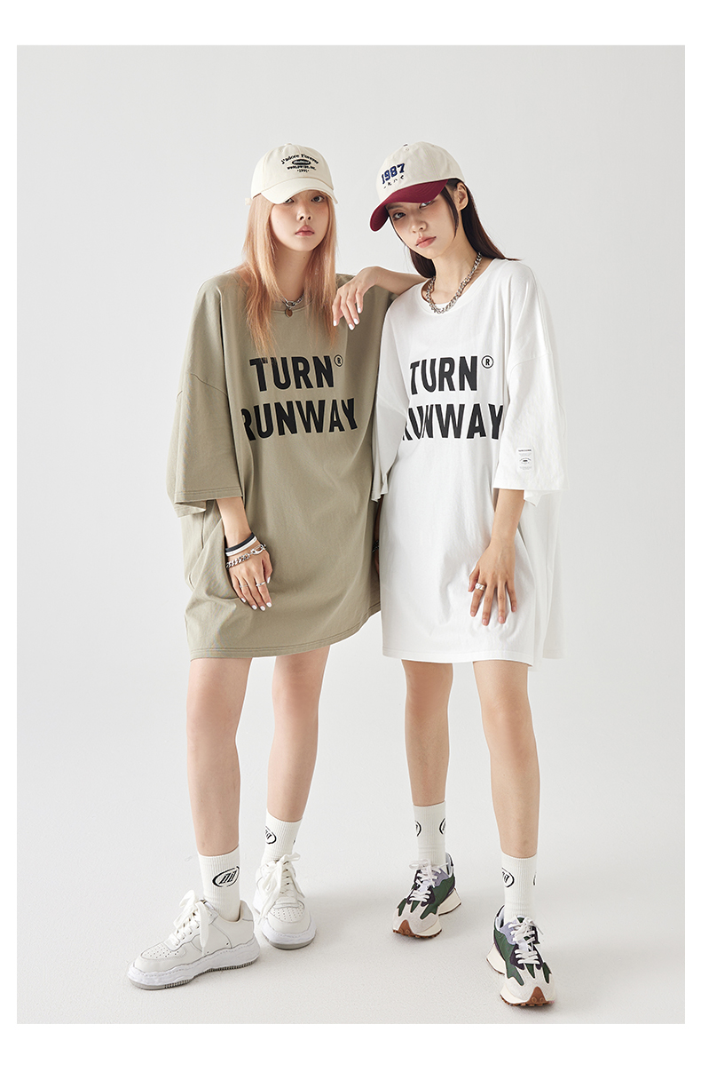 オーバーサイズTシャツ ロゴデザイン ゆったりミニワンピース