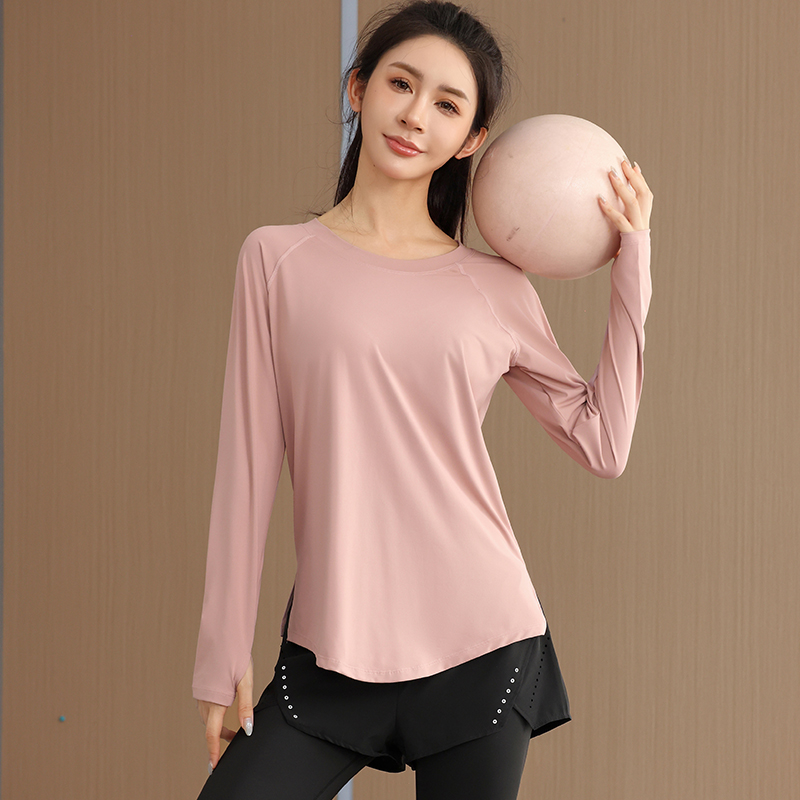 オーバーサイズTシャツ なめらか素材ゆったりセットアップ