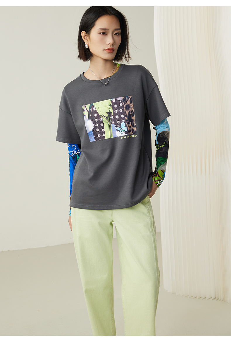 オーバーサイズTシャツ 秘密の蝶々 アートプリント ゆったりシャツ