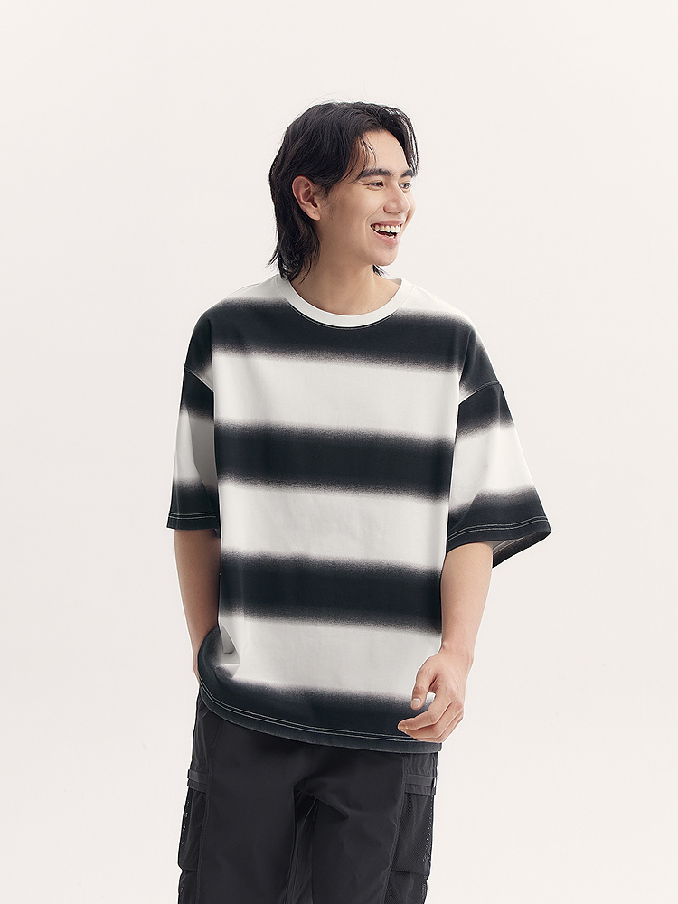 オーバーサイズTシャツ ぼかしボーダーオーバーシルエット