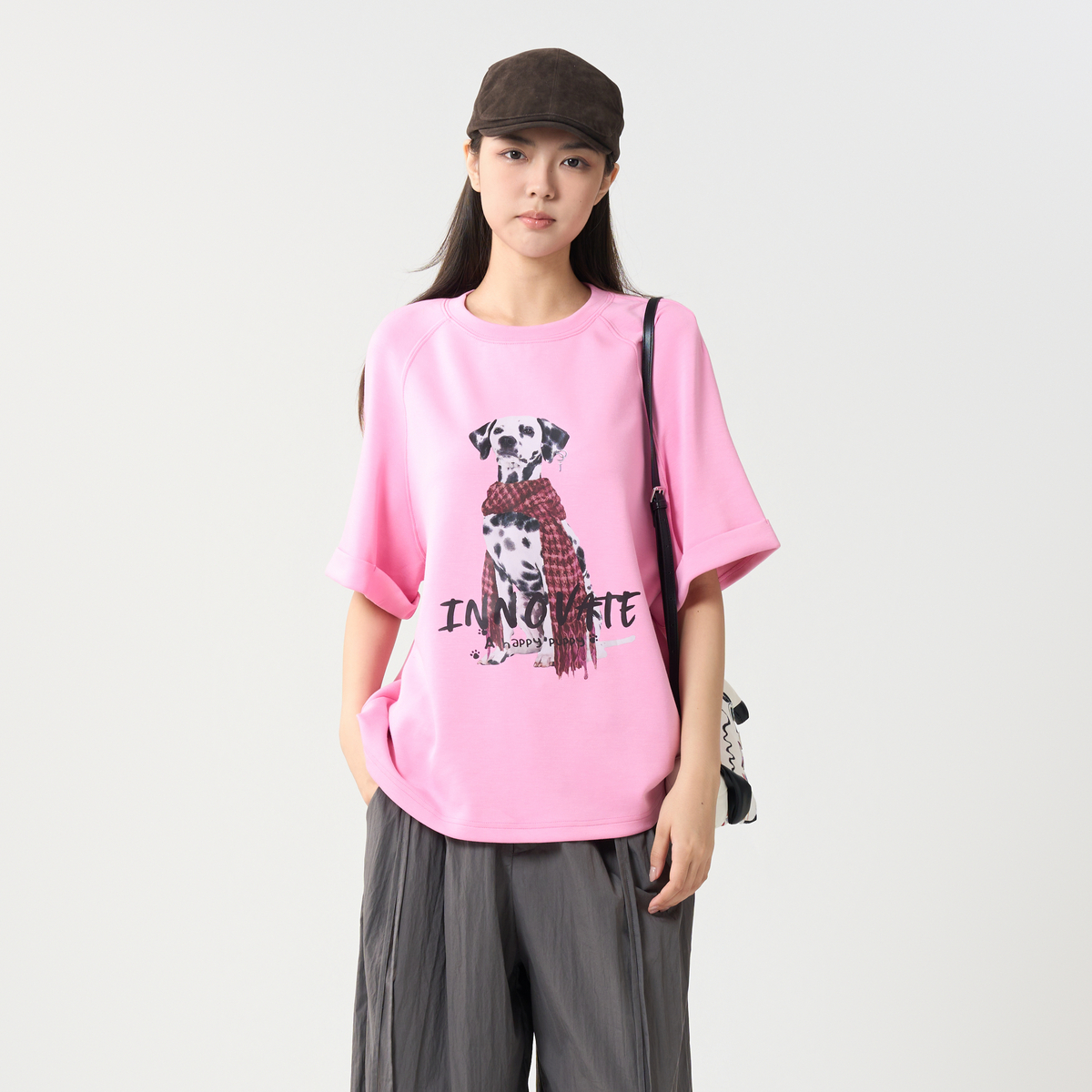 オーバーサイズTシャツ 愛らしい犬柄プリントゆったり半袖シャツ