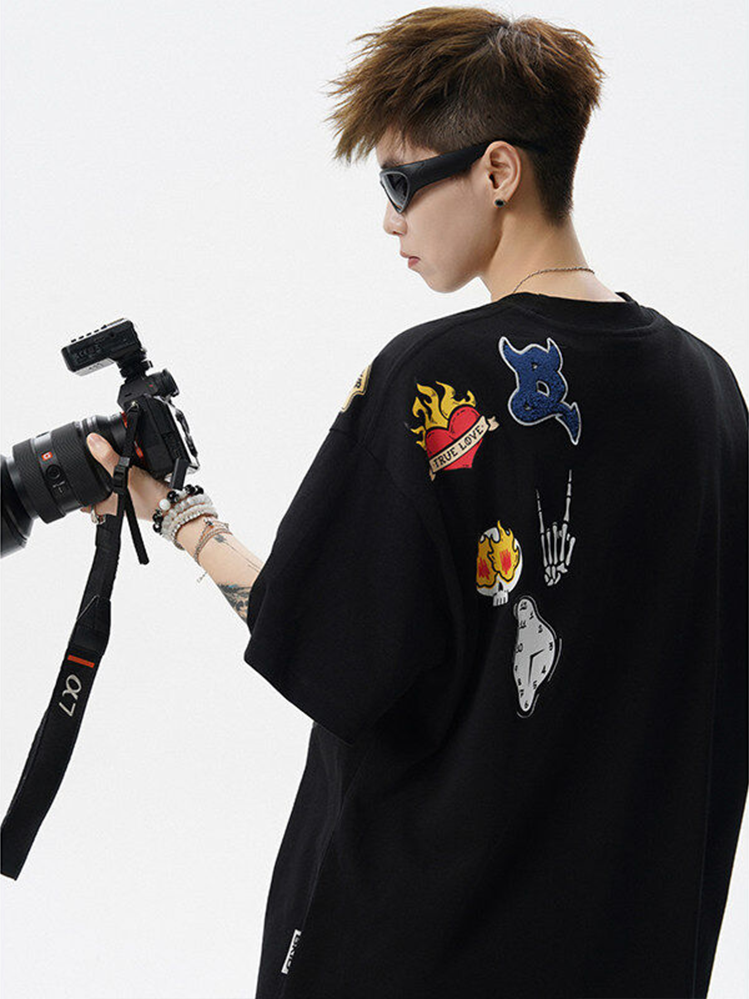 オーバーサイズTシャツ ストリートワッペン装飾ビッグシルエット