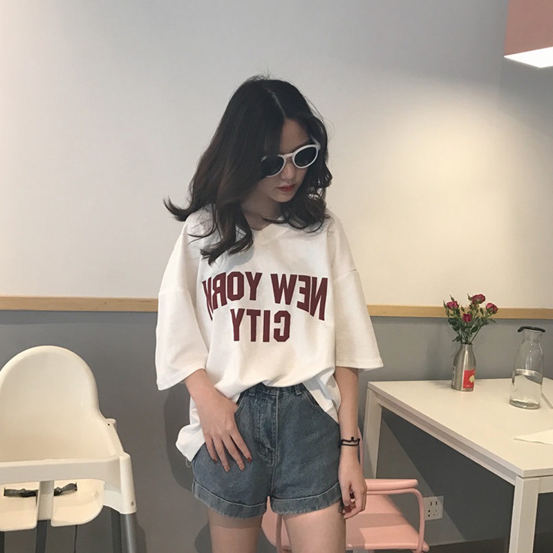 オーバーサイズTシャツ 反転文字デザイン ゆったりシルエット