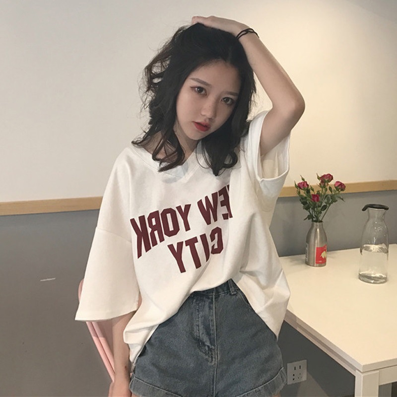 オーバーサイズTシャツ 反転文字デザイン ゆったりシルエット