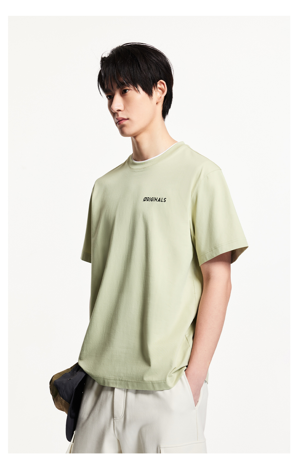 オーバーサイズTシャツ シンプル刺繍入りゆったり半袖