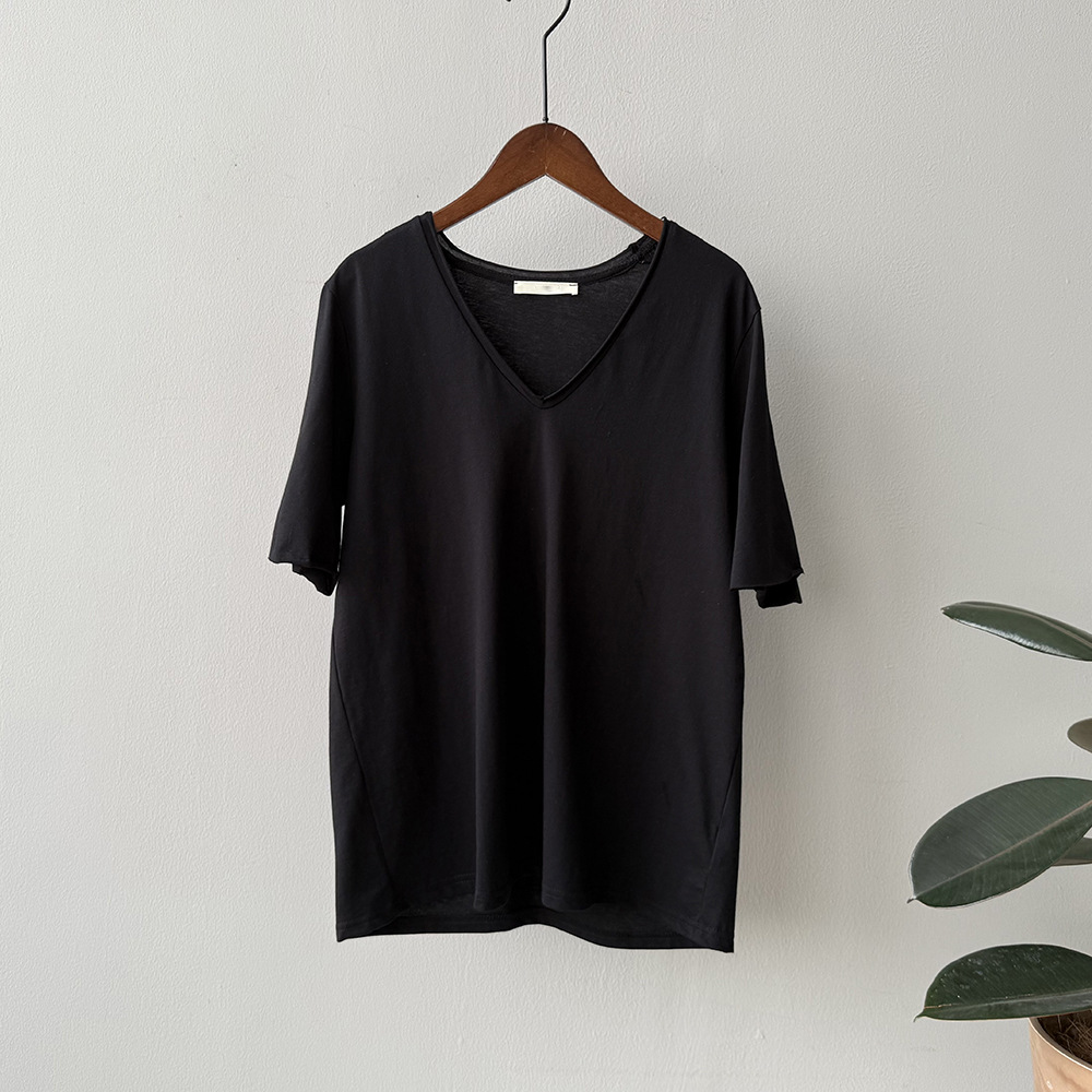 オーバーサイズTシャツ 優雅な横ゆるシルエット 丸首ゆったりティー