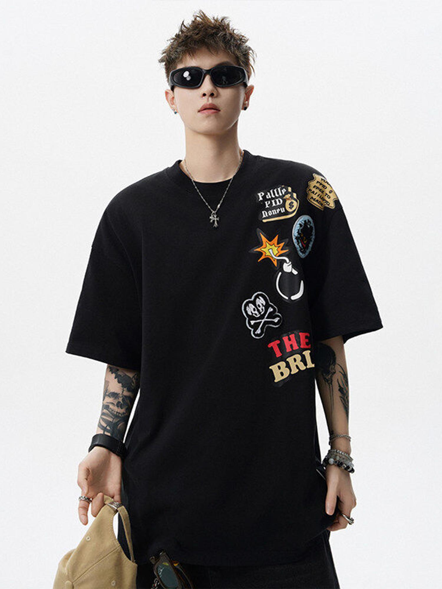 オーバーサイズTシャツ ストリートワッペン装飾ビッグシルエット