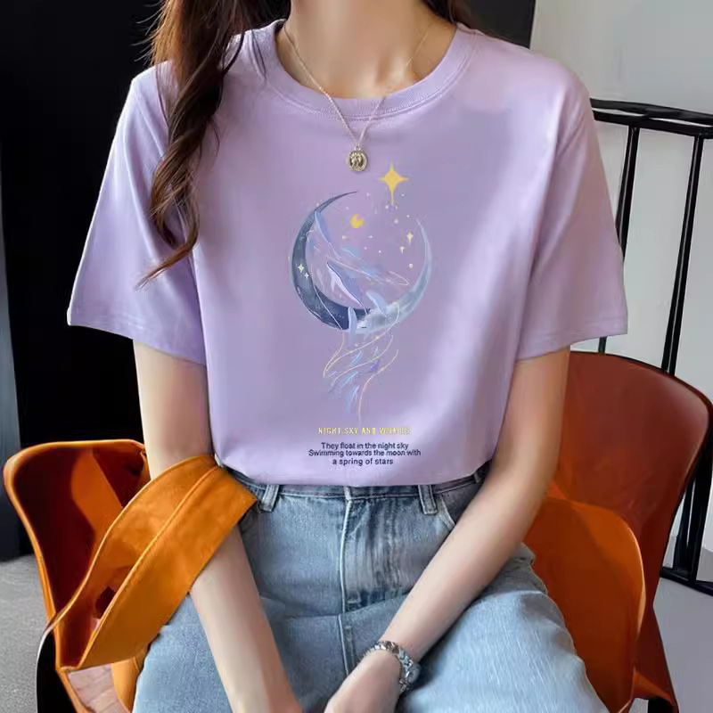 オーバーサイズTシャツ 夜空の月に舞う幻想的な図柄Tシャツ