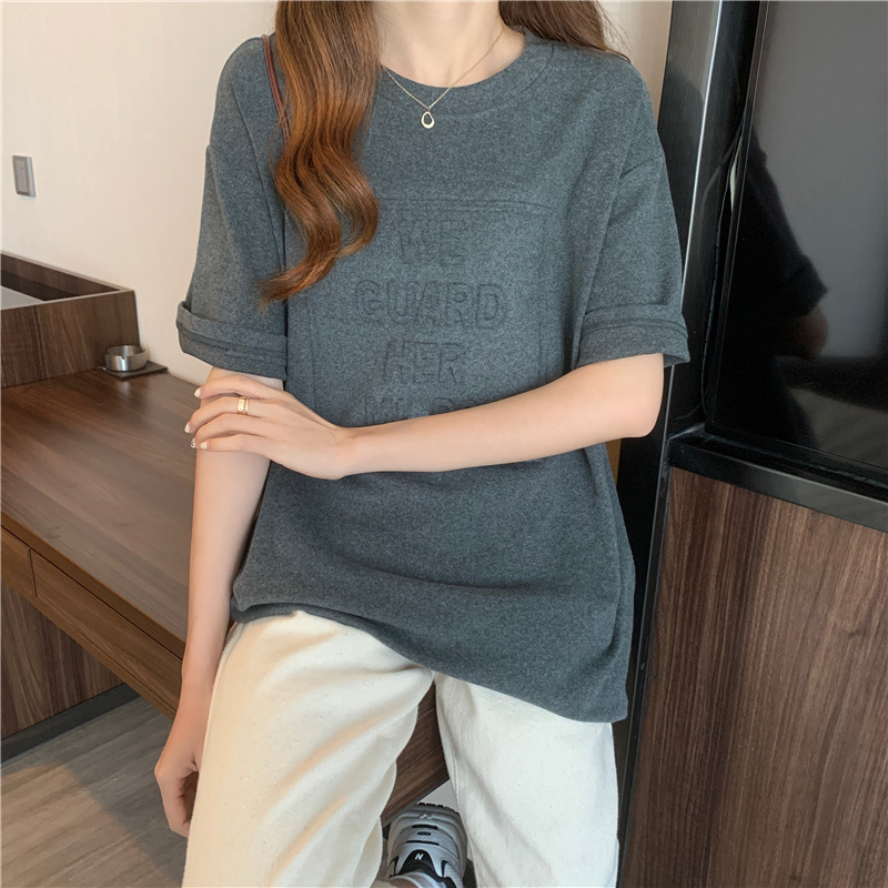 オーバーサイズTシャツ 浮き彫り文字入りレディースゆったりTシャツ