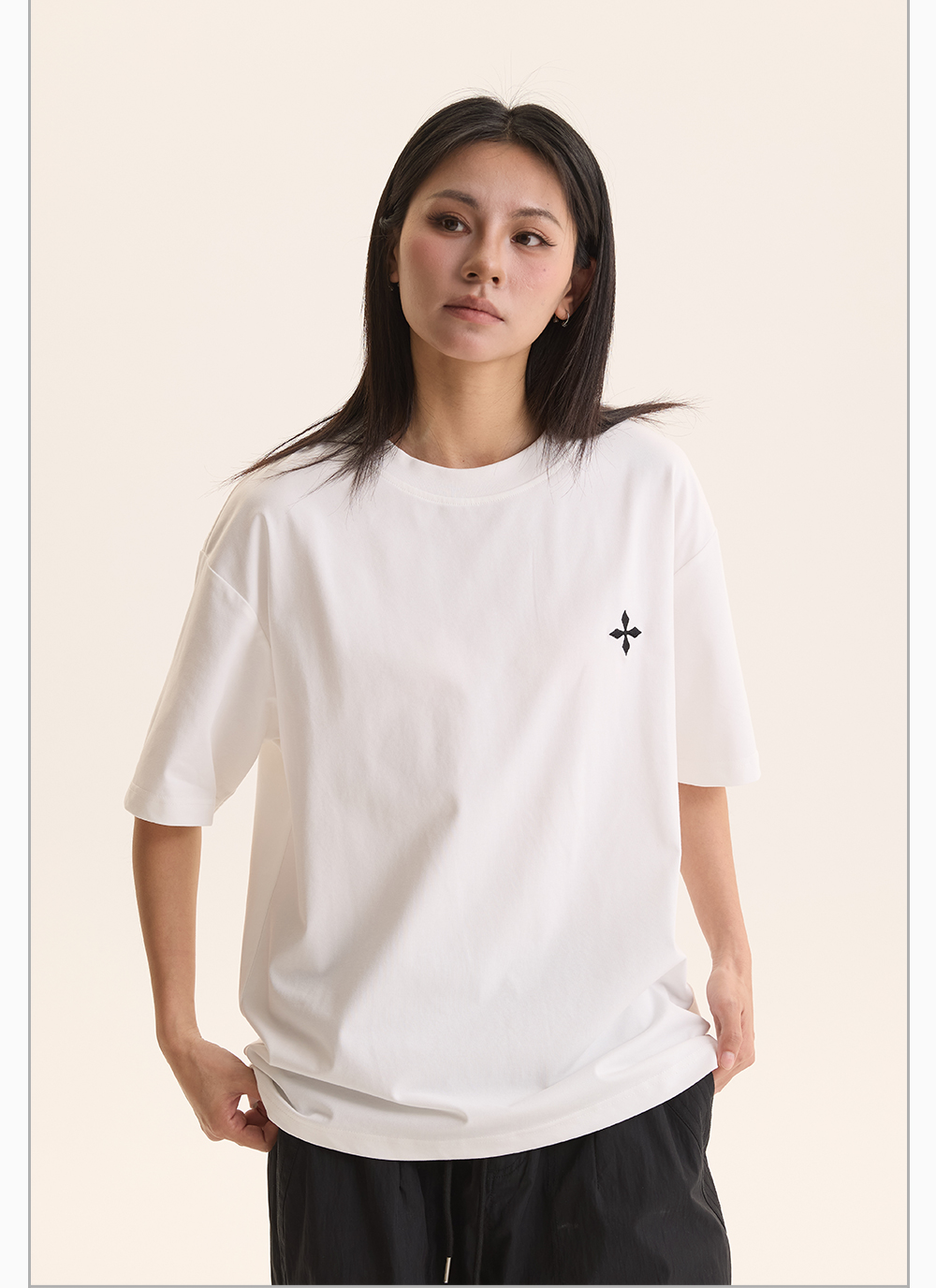 オーバーサイズTシャツ 古典文字バックプリントゆったりシャツ