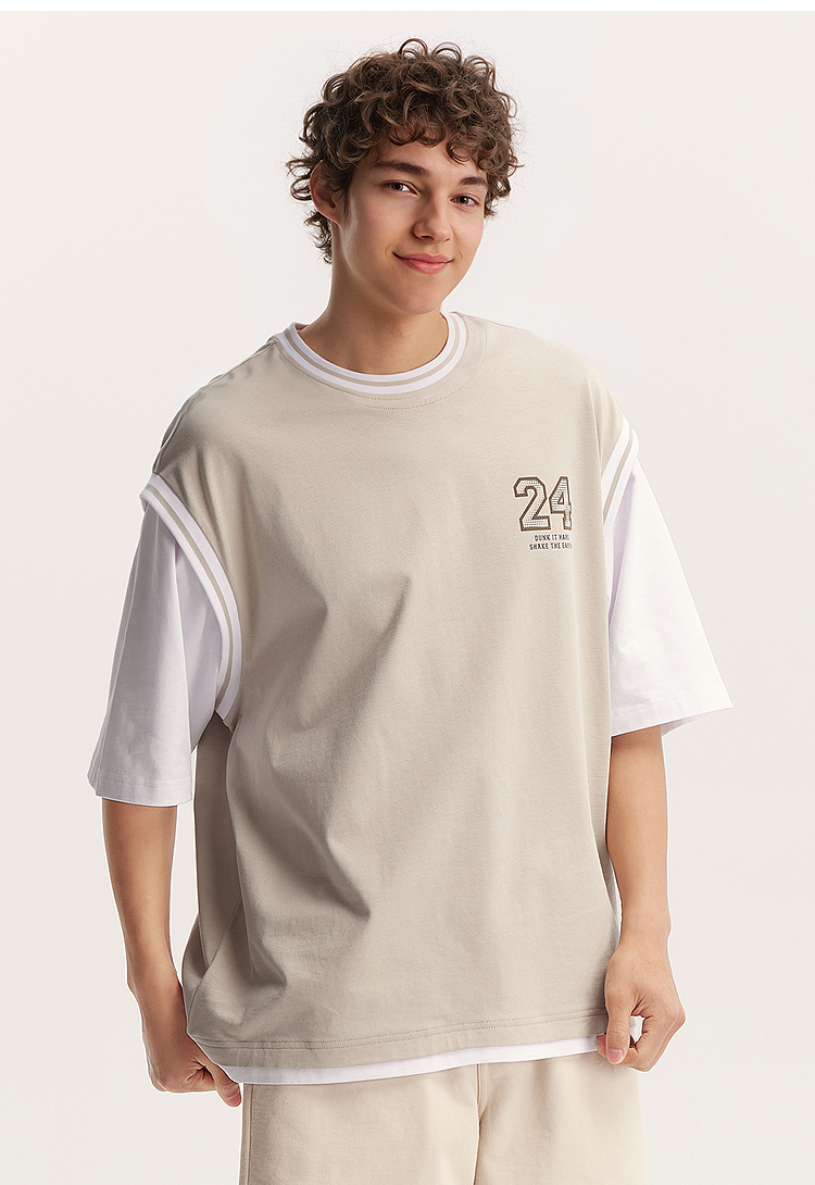 オーバーサイズTシャツ 数字刺繍レイヤード風ゆったりティー