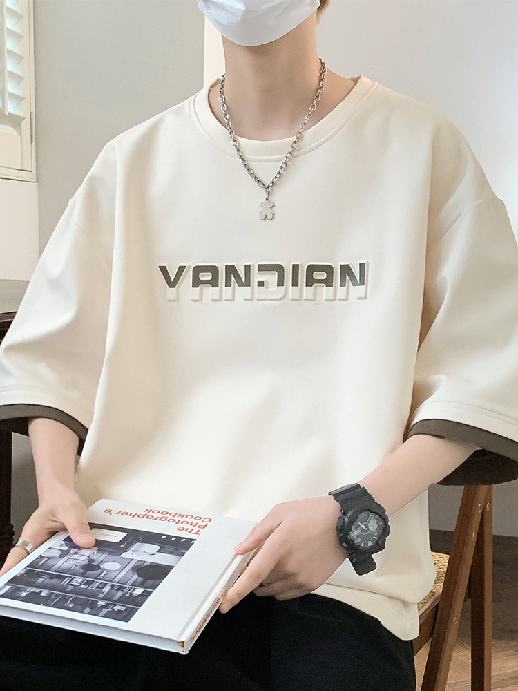 オーバーサイズTシャツ 立体ロゴ入り五分袖ゆったりシャツ