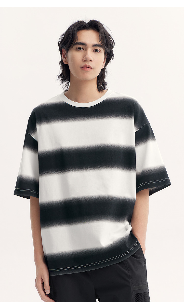オーバーサイズTシャツ ぼかしボーダーオーバーシルエット
