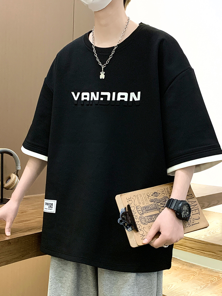 オーバーサイズTシャツ 立体ロゴ入り五分袖ゆったりシャツ