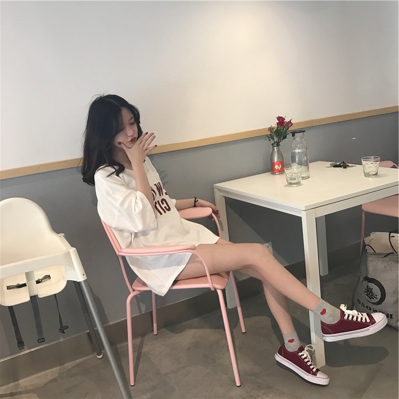 オーバーサイズTシャツ 反転文字デザイン ゆったりシルエット