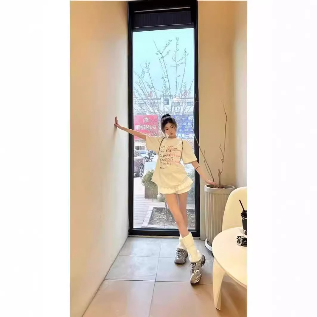 オーバーサイズTシャツ 優しい印象のメッセージ入りゆったり着丈