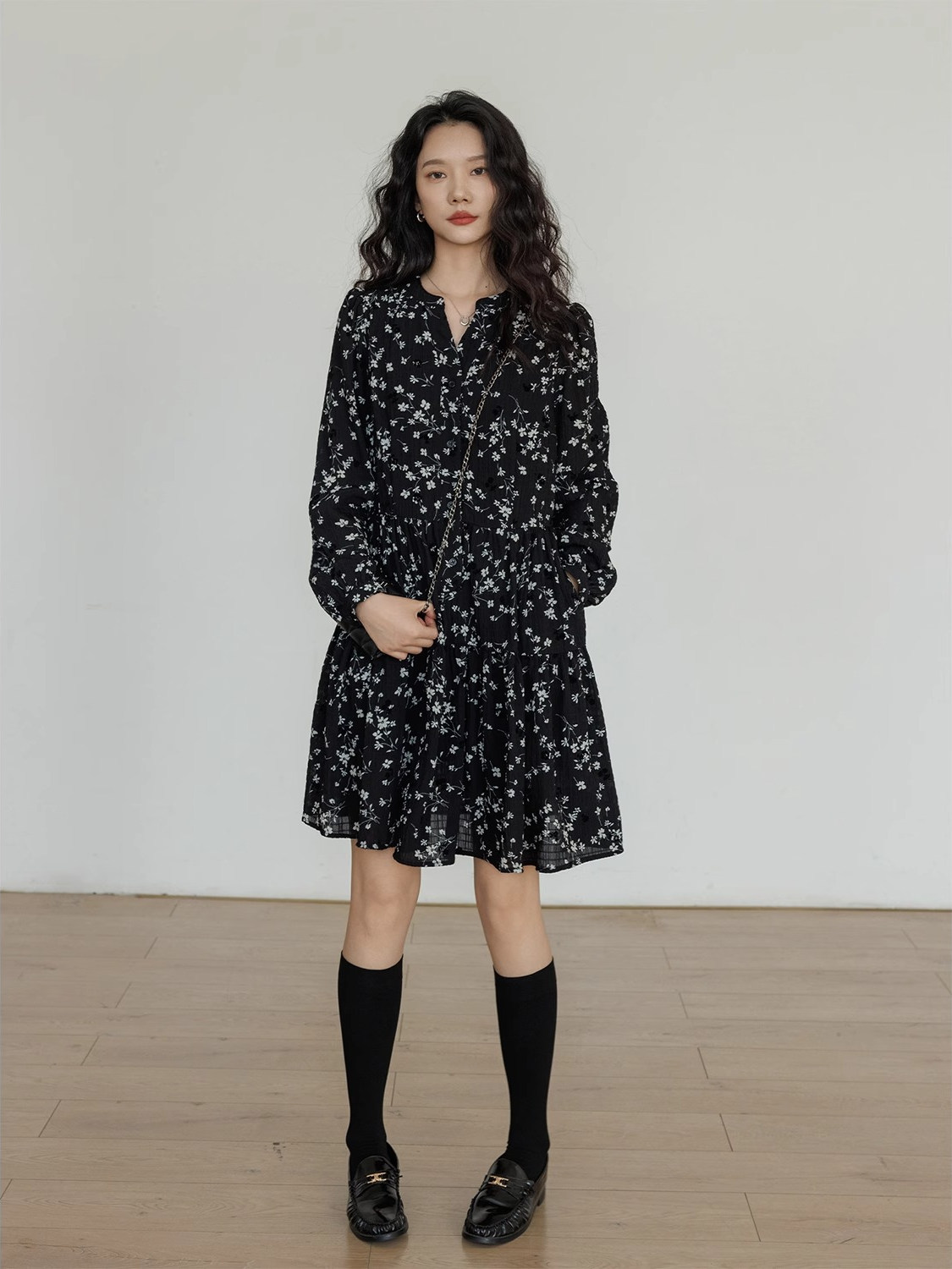 ロングワンピース シャツ 小花柄フロントボタン長袖ワンピース