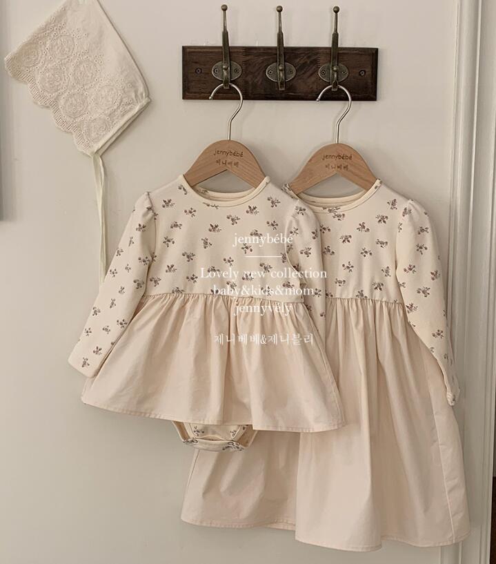 ロングワンピース ベビー花柄長袖ロンパースワンピース