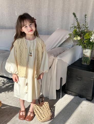 キッズ用ニットベスト付きロングワンピース二点セット