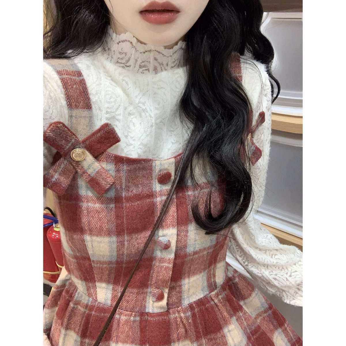 シックで洗練された印象に！長袖マキシワンピースのおすすめ20選