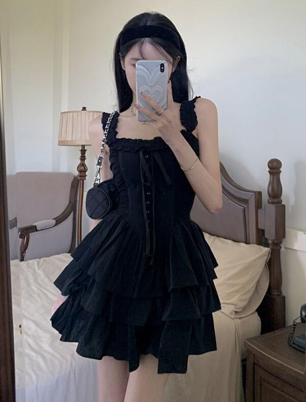 ロングワンピース 春夏新作レディース黒キャミワンピース韓国風フリル高級感