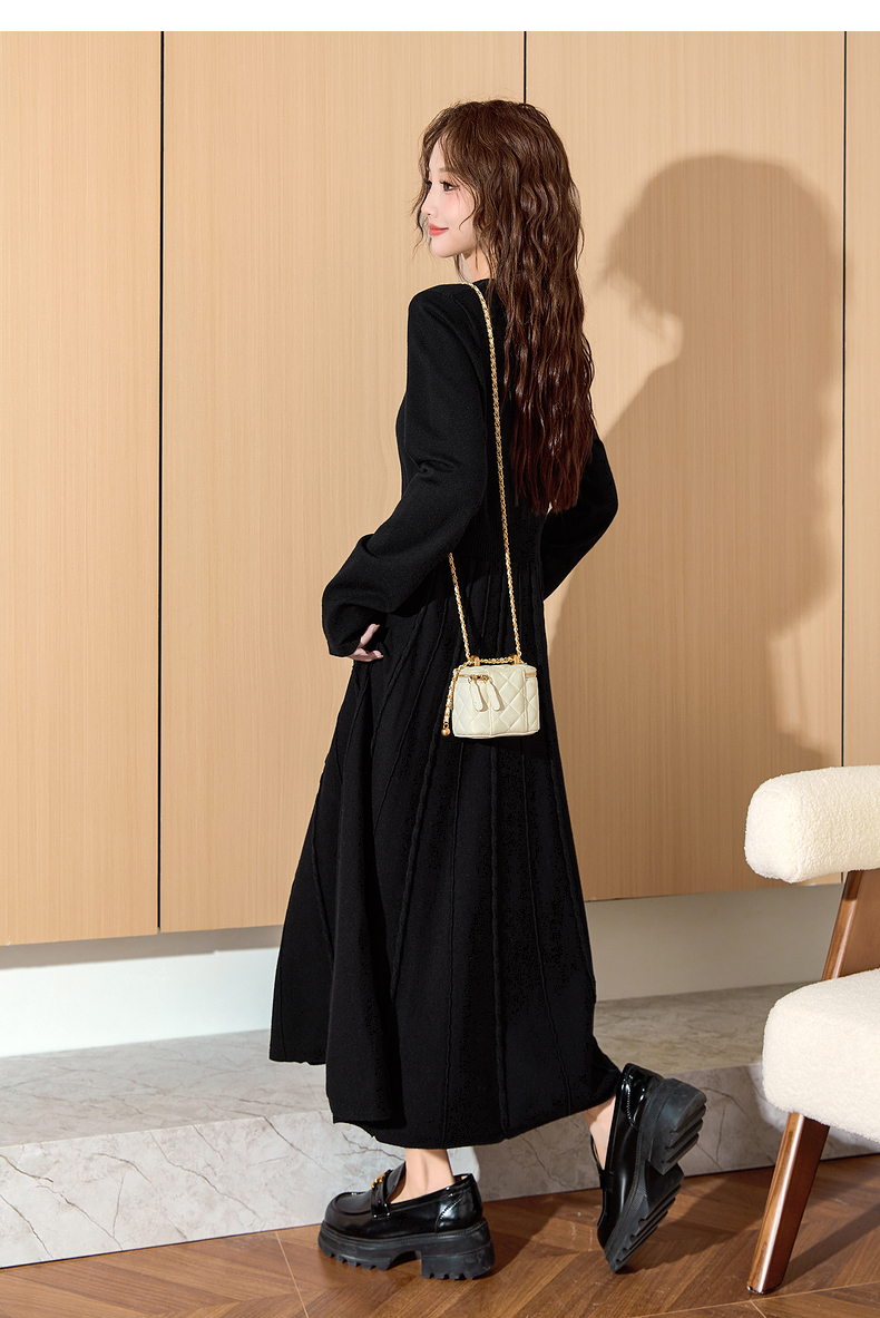 ロングワンピース ニット ふんわり優雅プリーツニットワンピース