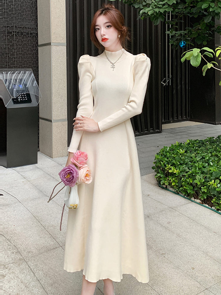 ロングワンピース ニット 優美なシルエット立ち襟ロングニットワンピース