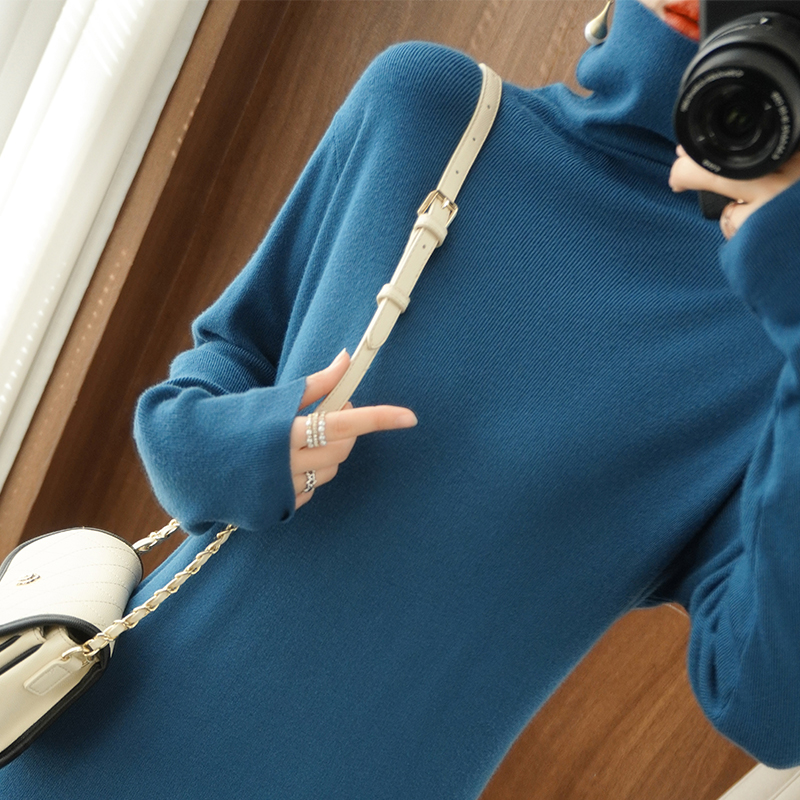 ロングワンピース タートルネック 上品リブ編みタートルネック長袖ワンピース