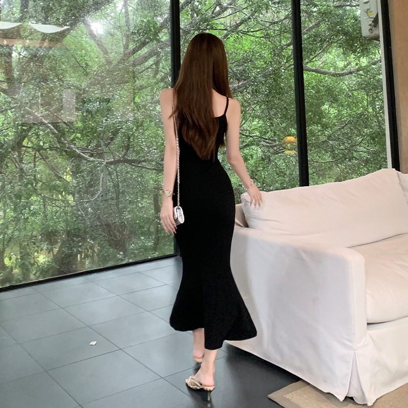 無地キャミソール型ロングワンピース黒レディース