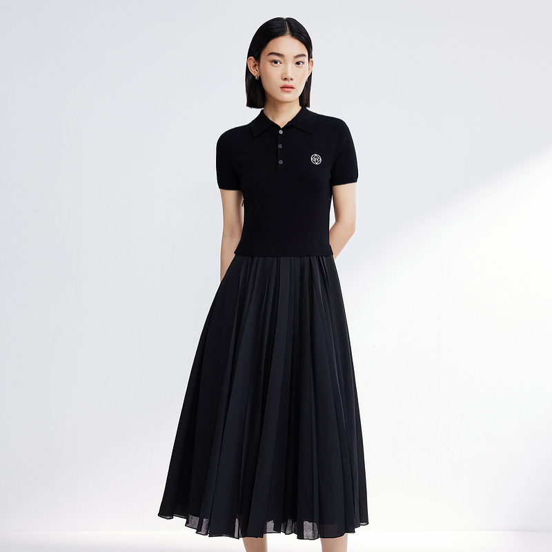 ロングワンピース ニット 襟付きプリーツ切替ロングワンピース