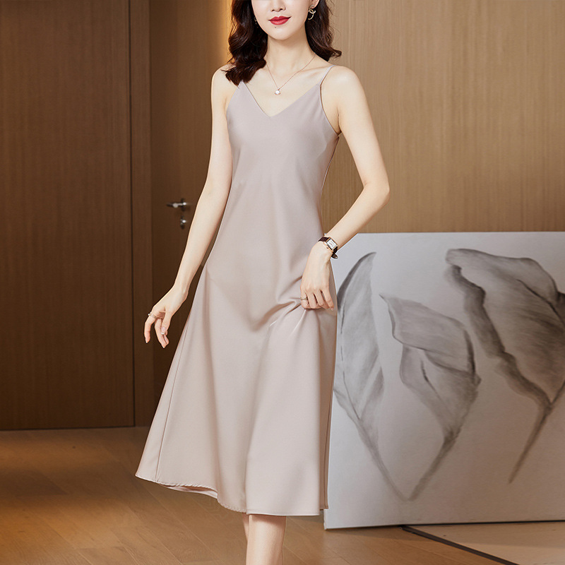ロングワンピース キャミ 大人上品Ｖネック細身シルエットキャミソールドレス