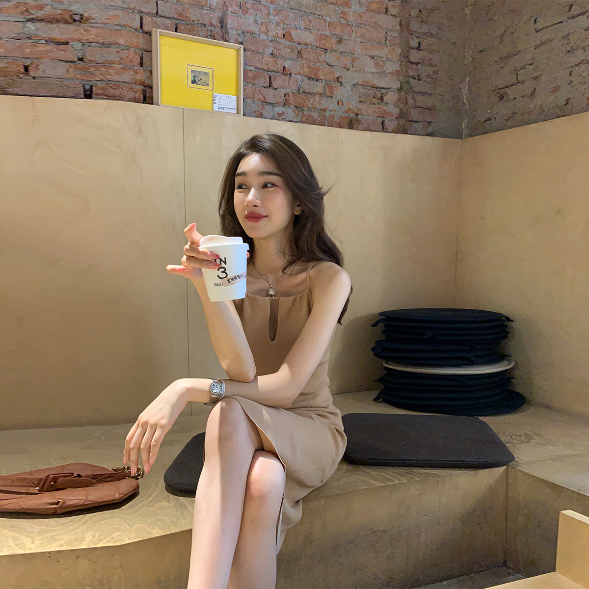 https://fulmo-img-server.com/lopina/3d247c16-c033-42be-989a-e5f1e9e1efe6.jpg