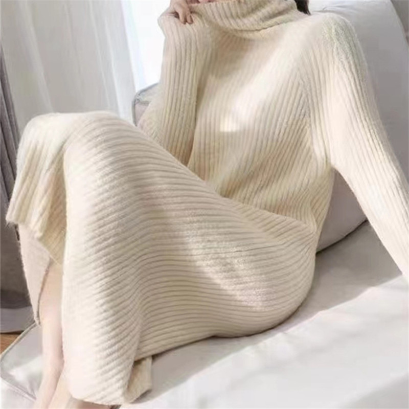 ロングワンピース タートルネックリブニットワンピース