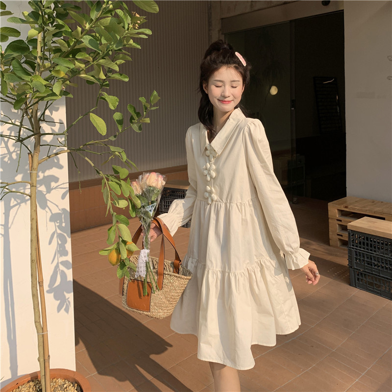 ロングワンピース シャツ 丸襟フラワーモチーフ付きティアードロングワンピース