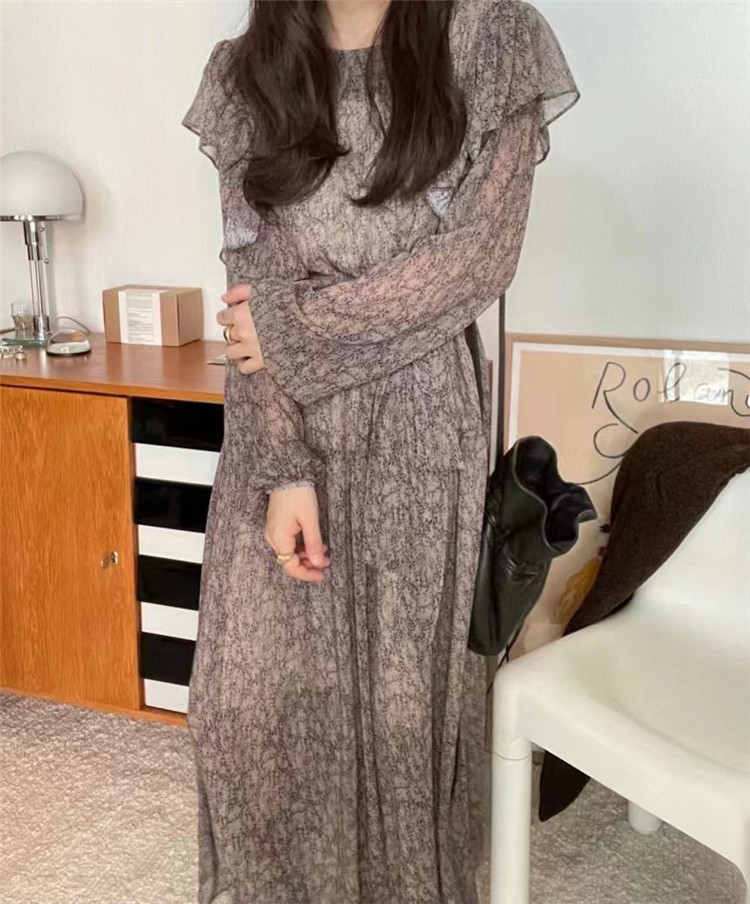 花柄マキシ丈ロングワンピース 上品な長袖ウエストマーク