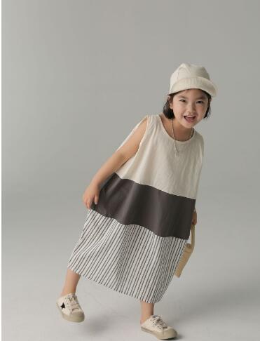 キッズ切り替えロングワンピース　90-150センチ対応