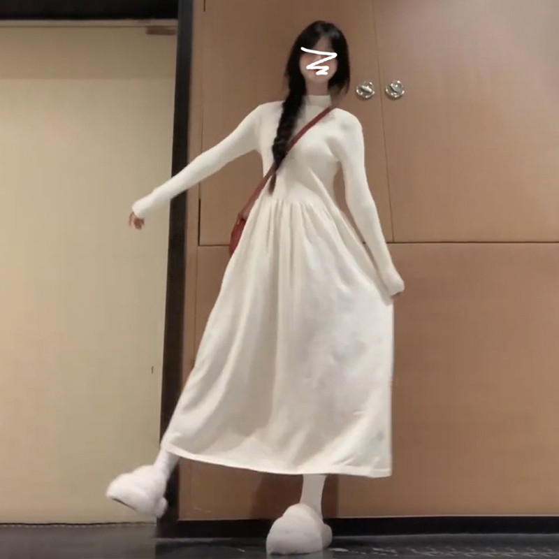 タートルネック ふわり優美タートルネックワンピース