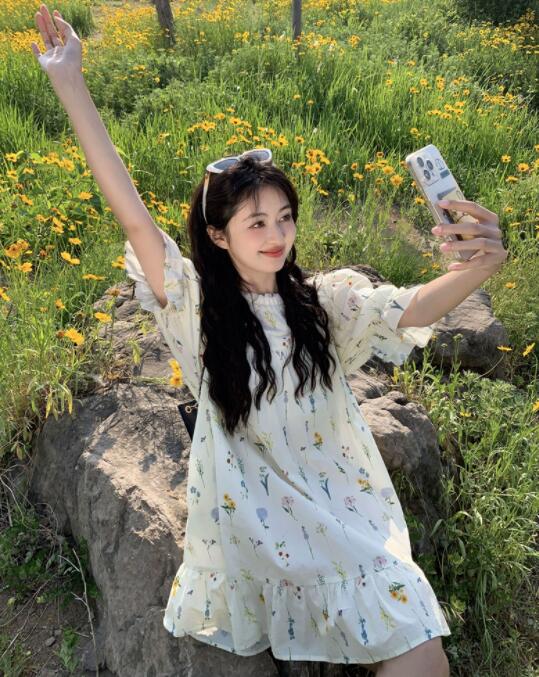 ロングワンピース 花柄フレアワンピース 半袖フリル裾人形風